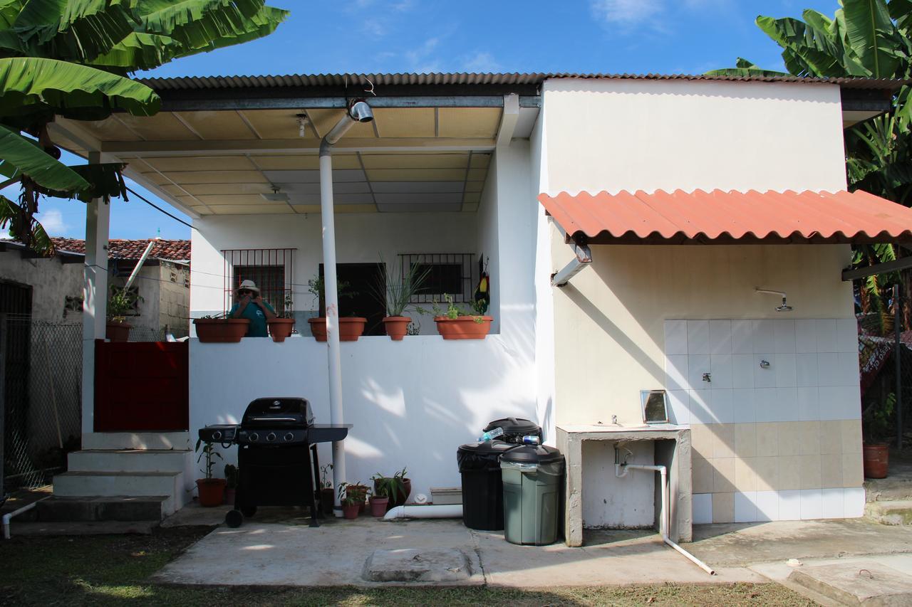 Hostal Mi Castillo Mariabe Exterior photo